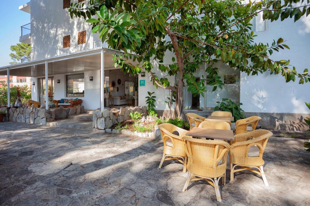Petit Garden Hotel By Flacalco Cala Ratjada  Exteriör bild