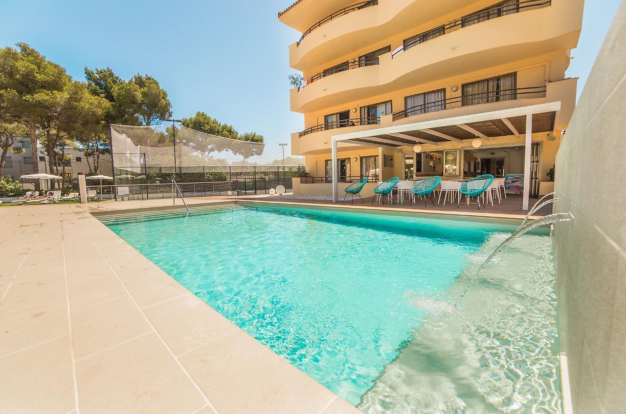 Petit Garden Hotel By Flacalco Cala Ratjada  Exteriör bild