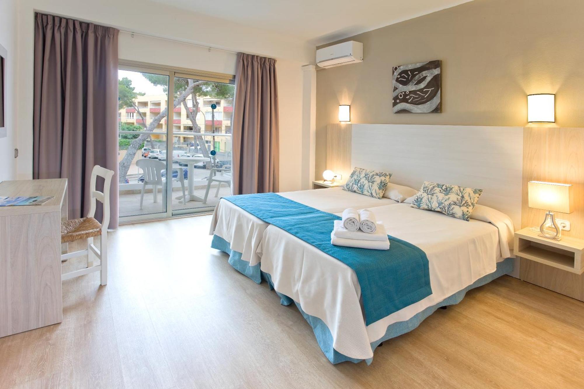 Petit Garden Hotel By Flacalco Cala Ratjada  Exteriör bild